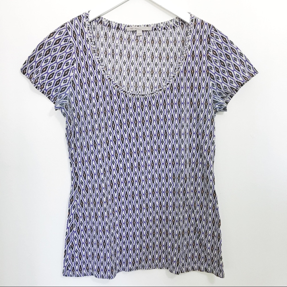 All over print funky Gap tee